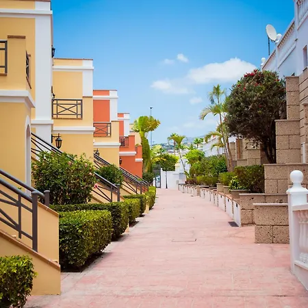 Апартаменты El Duque Ocean View