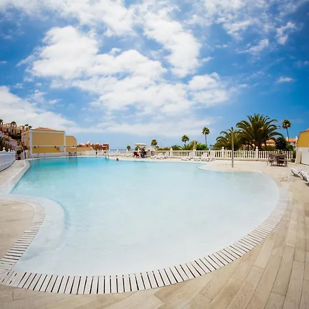 Апартаменты El Duque Ocean View *